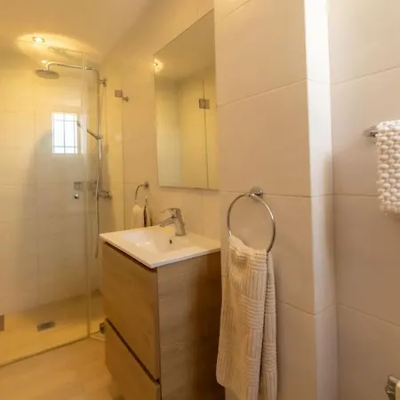 Zephyros, 7 Minute Walk To Eglina Βίλα *