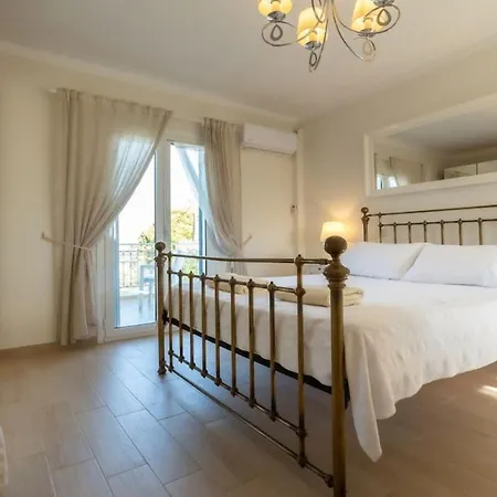 Zephyros, 7 Minute Walk To Eglina